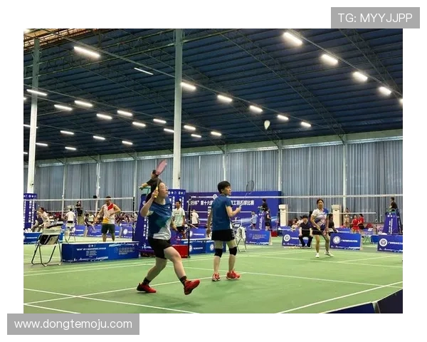 成都羽毛球队在全国羽毛球耐力排行榜中荣获第十名的佳绩引发关注